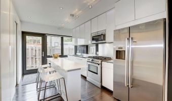 1957 3RD St NW, Washington, DC 20001