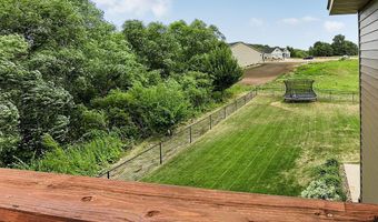 105 Estate Dr, Avon, MN 56310