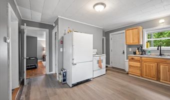 249 Palm St, Bangor, ME 04401