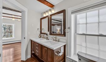 138 Guider Ln, Bethlehem, NH 03574