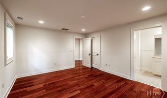 38 River Shoals Dr, Athens, GA 30606