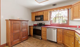 3206 Ridgewood Rd, Allenwood, NJ 08720