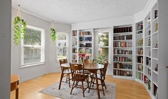 1809 Clawson St, Alton, IL 62002