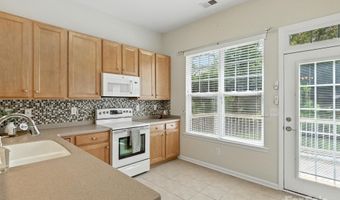6032 Pale Moss Ln, Charlotte, NC 28269