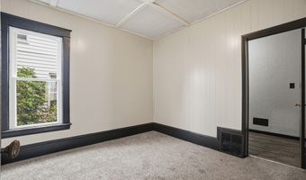 5231 Stark Ave, Ashtabula, OH 44004