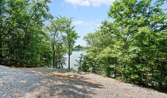 31 Black Rd, Abbeville, SC 29620