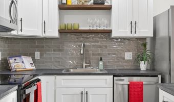 205 Linkensmith Dr, Anna, OH 45302