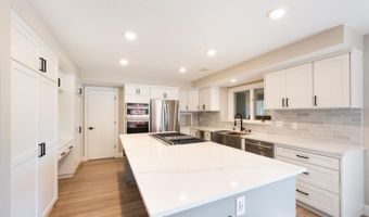 1275 Summit Lake Dr, Angwin, CA 94508