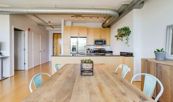 3800 LANGSTON Blvd 202, Arlington, VA 22207