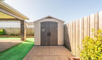 937 Carter St SW, Bandon, OR 97411