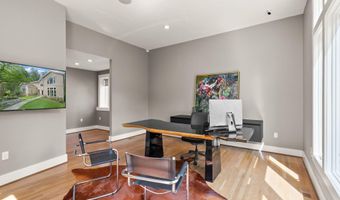 3100 N MONROE St, Arlington, VA 22207