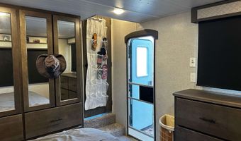 78 Way Lane Ext, Bridport, VT 05734