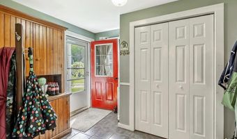 221 S Main St, Cambridge, VT 05444