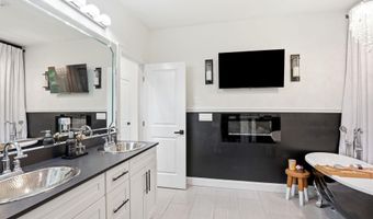 47 Indian Rock Rd, Bedford, NH 03110