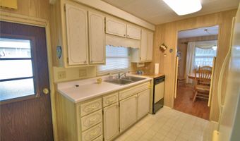 127 PARADISE Ln, Auburndale, FL 33823