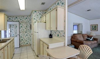 727 Hyacinth Cir, Barefoot Bay, FL 32976