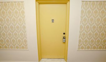 3737 CLARKS Ln 304, Baltimore, MD 21215
