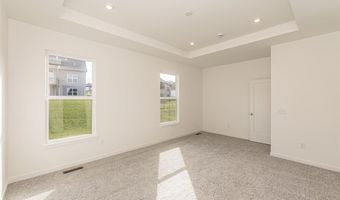 6804 Snowy Owl Ln, Affton, MO 63123