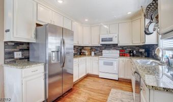405 Cherry Ridge Rd, Alloway, NJ 07422