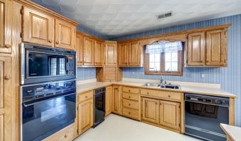 101 Highland Dr, Bardstown, KY 40004