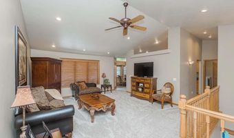 216 W Mountain Ash St, Brandon, SD 57005