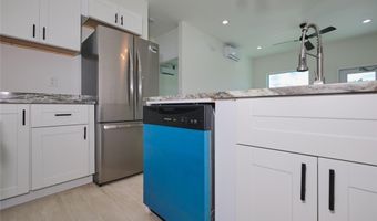 23041 Roundtree Ave E, Alva, FL 33920