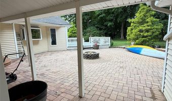 81 Union Ave, Amityville, NY 11701