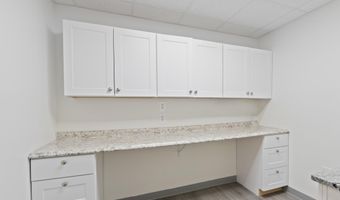 430-432 BROADWAY, Bayonne, NJ 07002