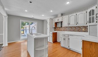 420 James St, Ailey, GA 30410
