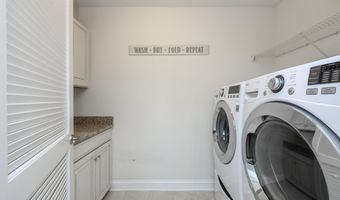 41 Gina Dr, Allentown, NJ 08501