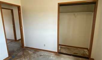 22764 Powhatan Rd, Apple Valley, CA 92308
