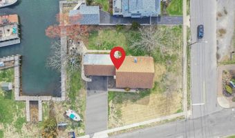 280 S Bayview Ave, Amityville, NY 11701
