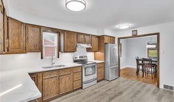 103 Hoover Blvd, Aliquippa, PA 15001