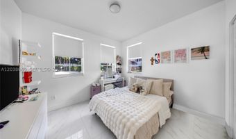 3255 NE 184th St 12112, Aventura, FL 33160