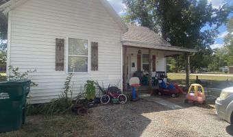 304 E 3rd, Appleton City, MO 64724