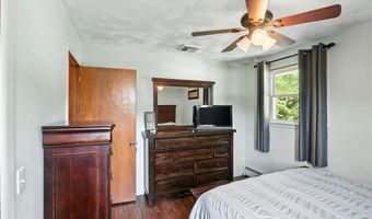 9 Heritage Cir, Johnston, RI 02919