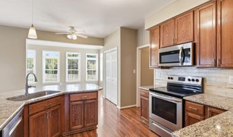 39 LAKSHMAN Ct, Dover, DE 19904