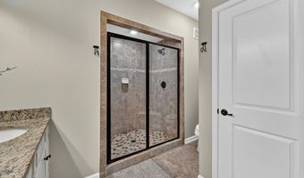 42227 PIEBALD Sq, Aldie, VA 20105