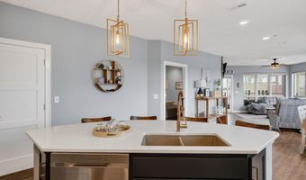 570 Linden Dr 316, Arnolds Park, IA 51331