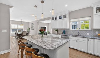 6416 Tisdale Ter, Bethesda, MD 20817
