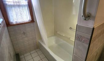 94 Cassie St, Barre, VT 05641
