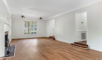 2420 E Alberson Dr, Albany, GA 31721