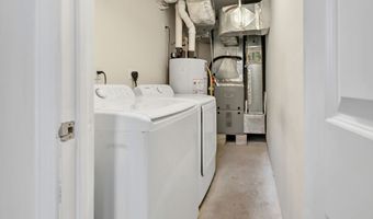 365 Platt St, Bridgeport, CT 06606