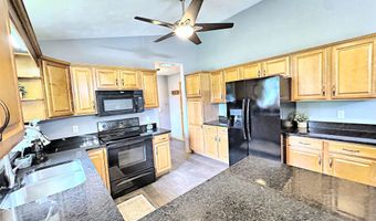W5866 EASTER LILY Drive, Appleton, WI 54915