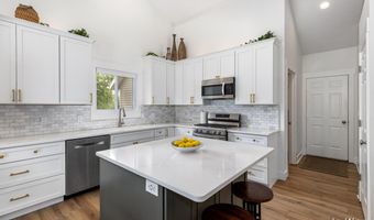 3529 Buttrick Ave SE, Ada, MI 49301