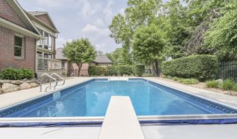 20 Forrests Edge Ct, Indianapolis, IN 46227