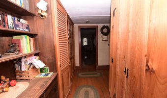 211 High St, Albany, NH 03818