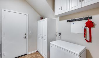 2728 W ADVENTURE Dr, Anthem, AZ 85086