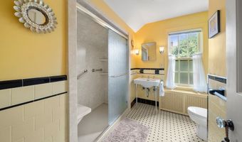 59 Payson St, Attleboro, MA 02703