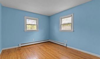 99 Carolina Back Rd, Charlestown, RI 02813
